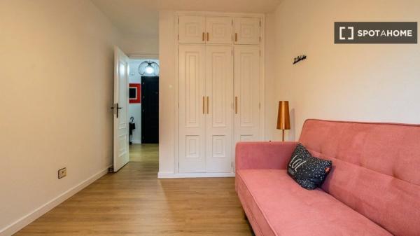 Piso de 3 habitaciones en alquiler en Pontevedra