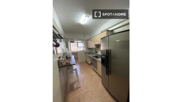 Apartamento de 3 habitaciones en alquiler en Candelaria