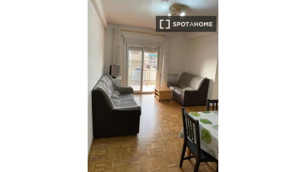 Pokój we wspólnym mieszkaniu w Alcalá de Henares