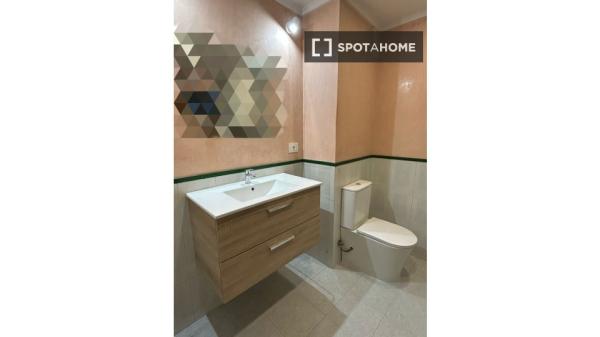 Piso de 2 habitaciones en alquiler en Casco Viejo, Bilbao