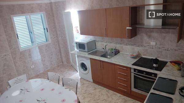 Piso de 3 habitaciones en alquiler en Güímar