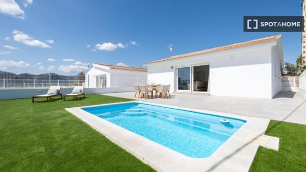 Piso de 3 habitaciones en alquiler en Málaga