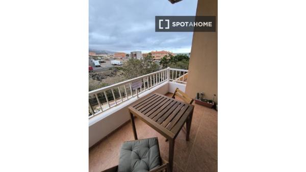 Apartamento de 3 habitaciones en alquiler en Candelaria, España