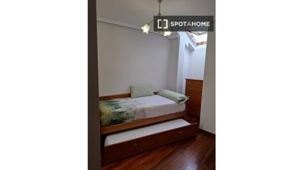 Piso de 3 habitaciones en alquiler, Suances