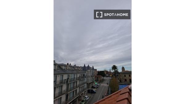 Piso de 3 habitaciones en alquiler, Suances