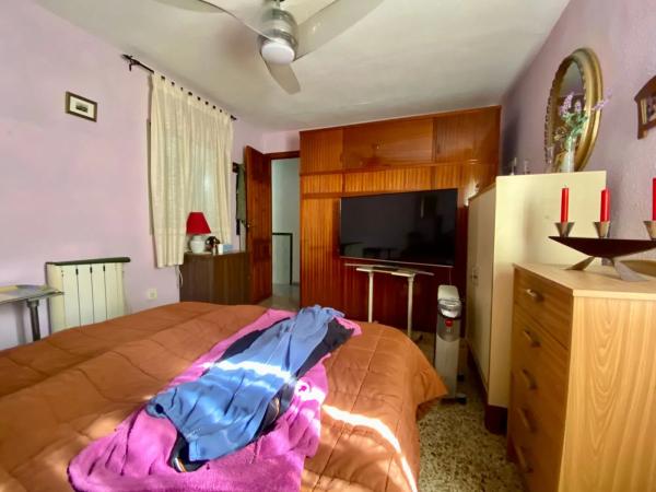 Casa independiente en calle Príamo