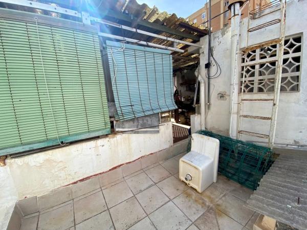 Casa independiente en calle Príamo