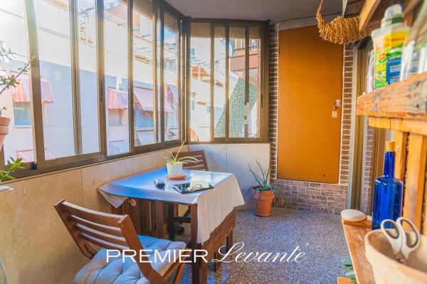 Piso en calle del Plus Ultra