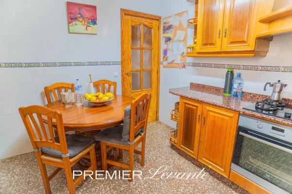 Piso en calle del Plus Ultra