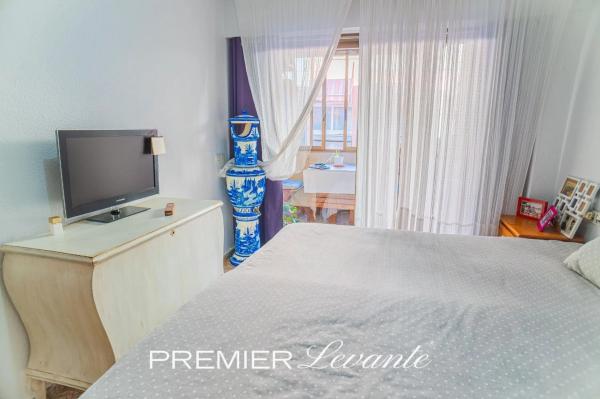 Piso en calle del Plus Ultra