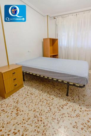 Piso en Barrio Carolinas Bajas