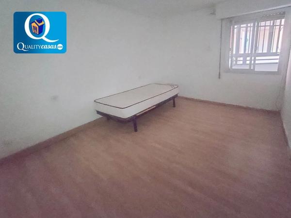 Piso en Barrio Carolinas Altas