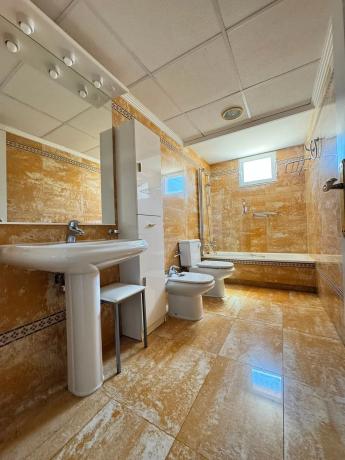 Piso en avenida Salamanca, 30