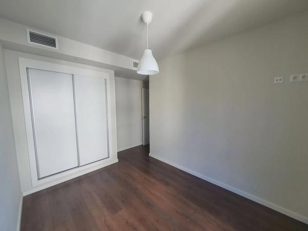 Piso en Periodista Tirso Marín, 18