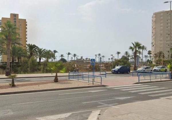 Piso en Barrio PAU 5