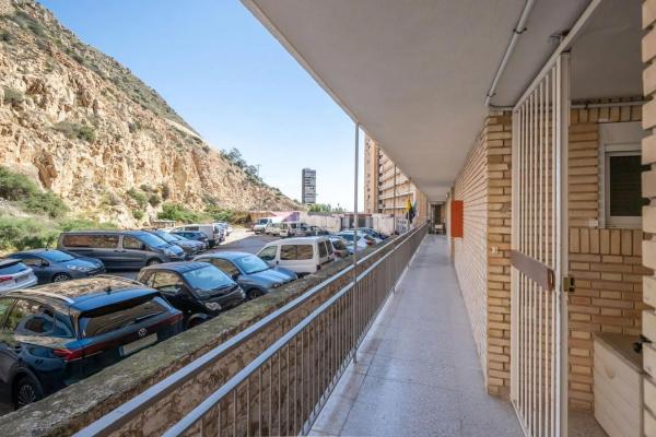 Piso en avenida de Villajoyosa