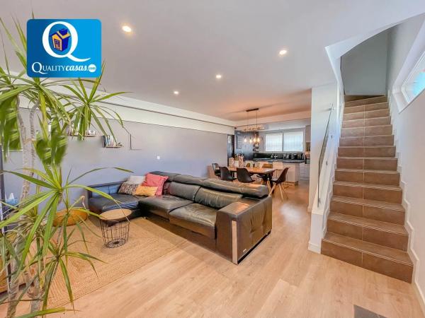 Chalet en Barrio Cabo de las Huertas