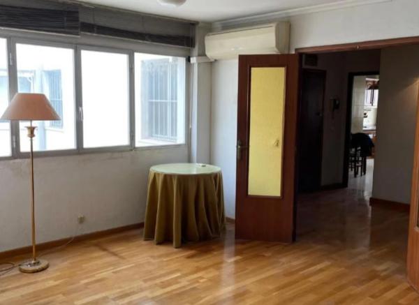 Piso en avenida de Loring