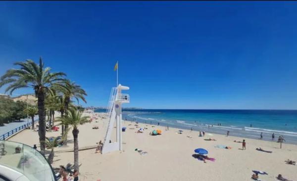 Estudio en calle del Arquitecto Jover