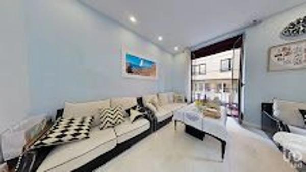 Piso en calle Castaños