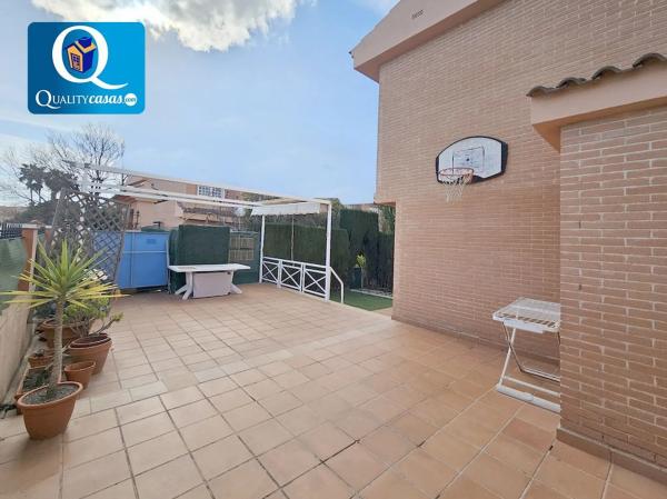 Chalet en Barrio Alicante Golf
