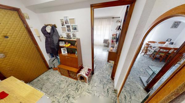 Piso en calle del Plus Ultra