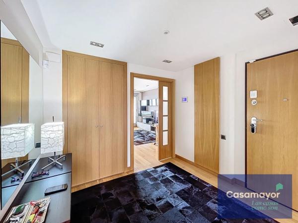 Ático en calle Moratín