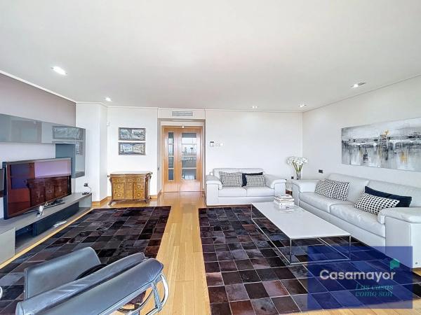 Ático en calle Moratín