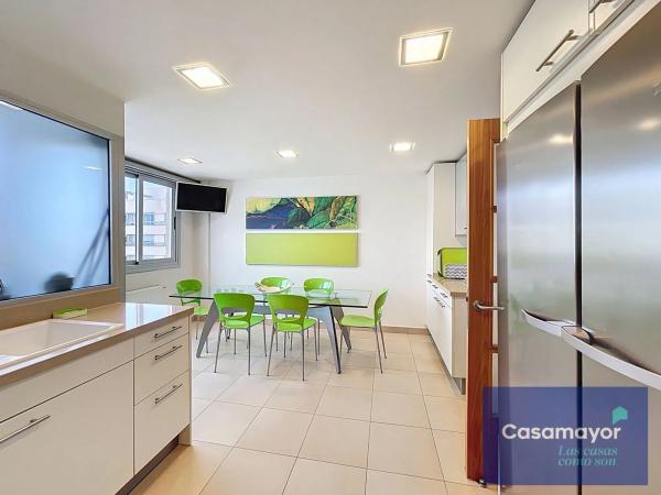 Ático en calle Moratín