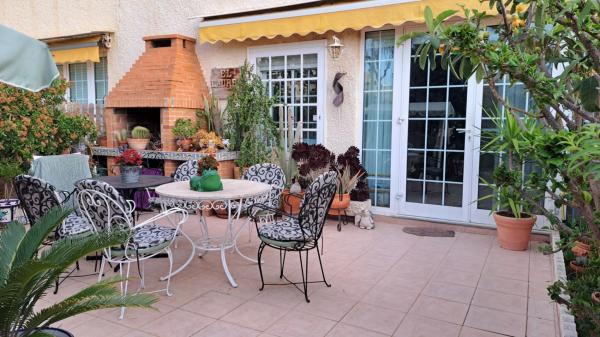 Chalet en Barrio El Palmeral-Urbanova-Tabarca