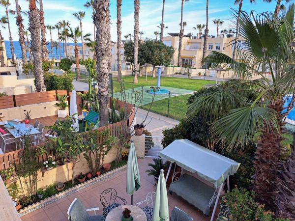 Chalet en Barrio El Palmeral-Urbanova-Tabarca