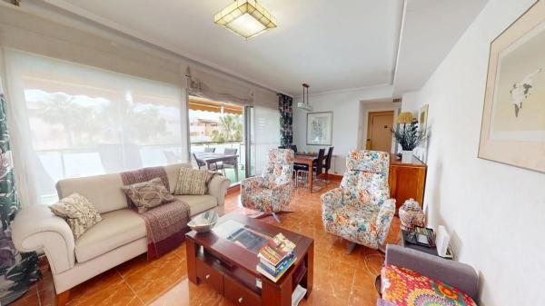 Piso en avenida Conrado Albaladejo