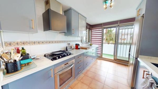 Piso en avenida Conrado Albaladejo