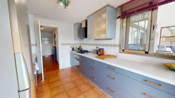 Piso en avenida Conrado Albaladejo