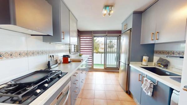 Piso en avenida Conrado Albaladejo