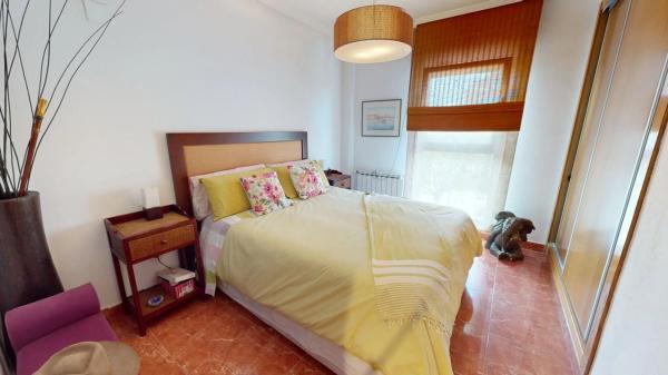 Piso en avenida Conrado Albaladejo