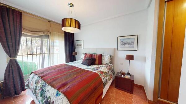 Piso en avenida Conrado Albaladejo