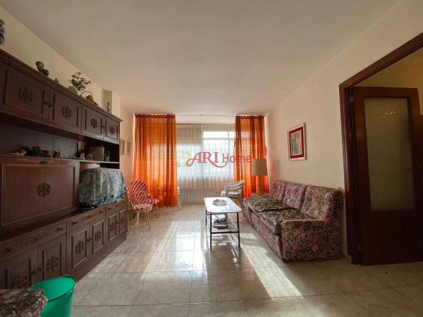 Piso en calle Pintor Antonio Amorós