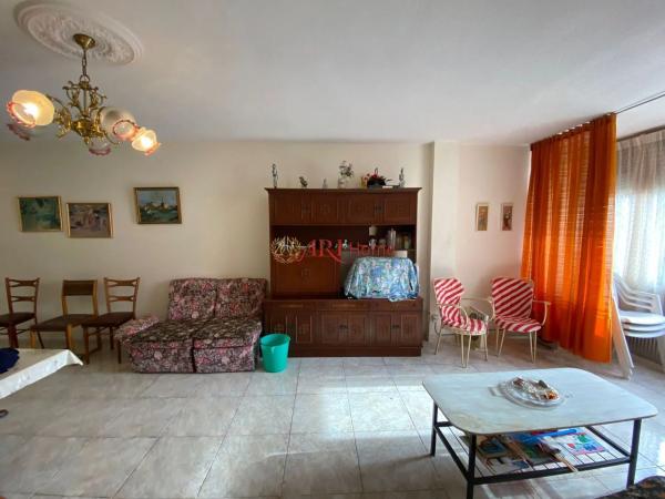 Piso en calle Pintor Antonio Amorós