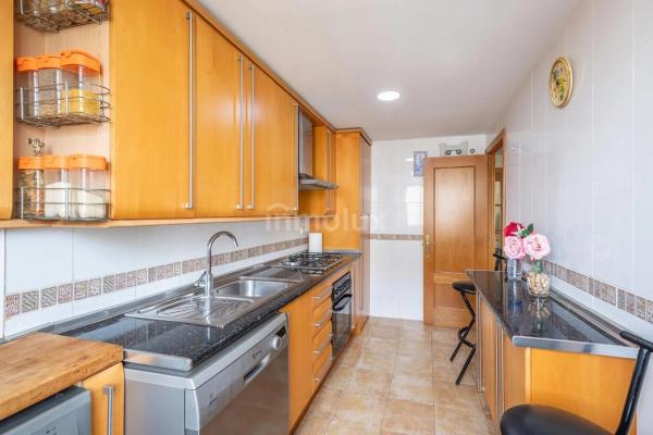 Piso en avenida de les Nacions