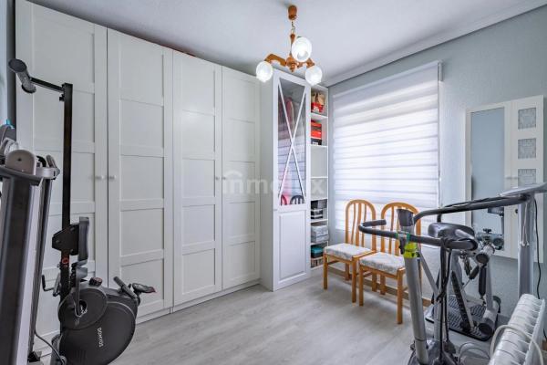 Piso en avenida de les Nacions