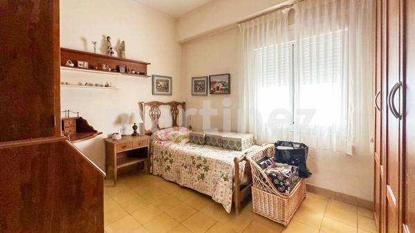 Piso en calle de Ángel Lozano, 16