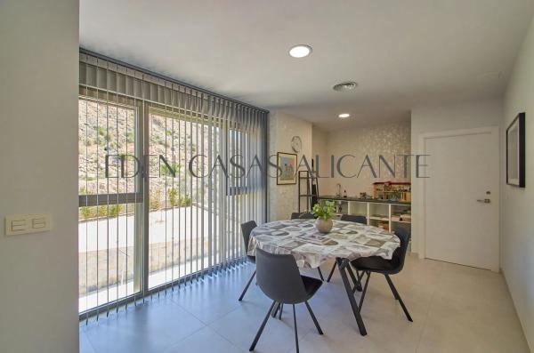 Casa independiente en calle Montiboli-boter