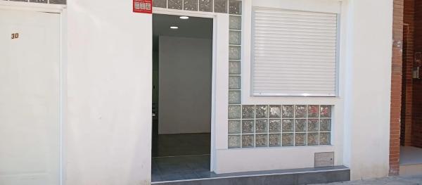 Estudio en calle Renato Bardín, 2