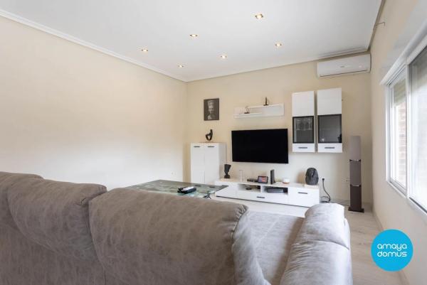 Piso en avenida Países Escandinavos