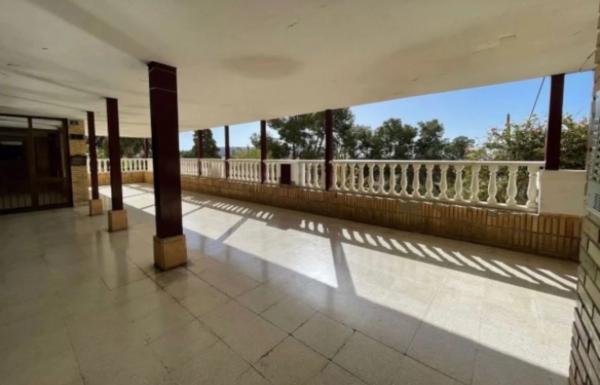 Piso en calle Pintor Pedro Camacho, 5