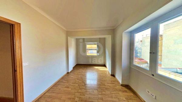 Piso en calle Pascual de la Mata, 22