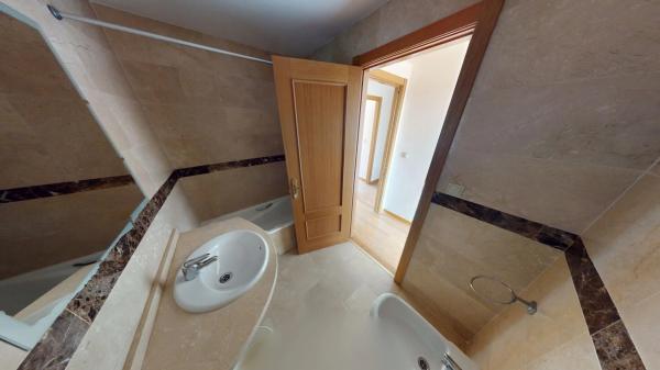 Piso en plaza del Papa Juan Pablo Ii, 25