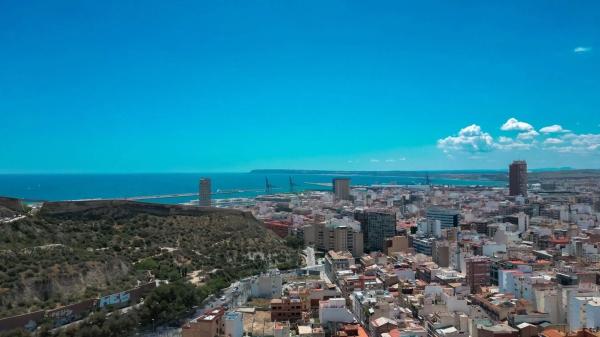 Casa independiente en calle Nueva Baja