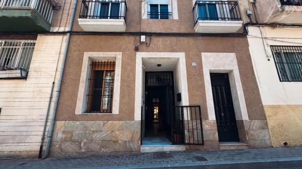 Casa independiente en calle Nueva Baja